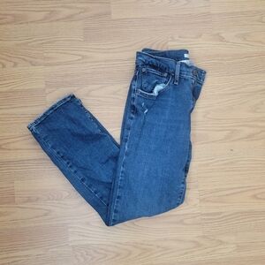 Levi's Women's 724 High Rise Straight Crop